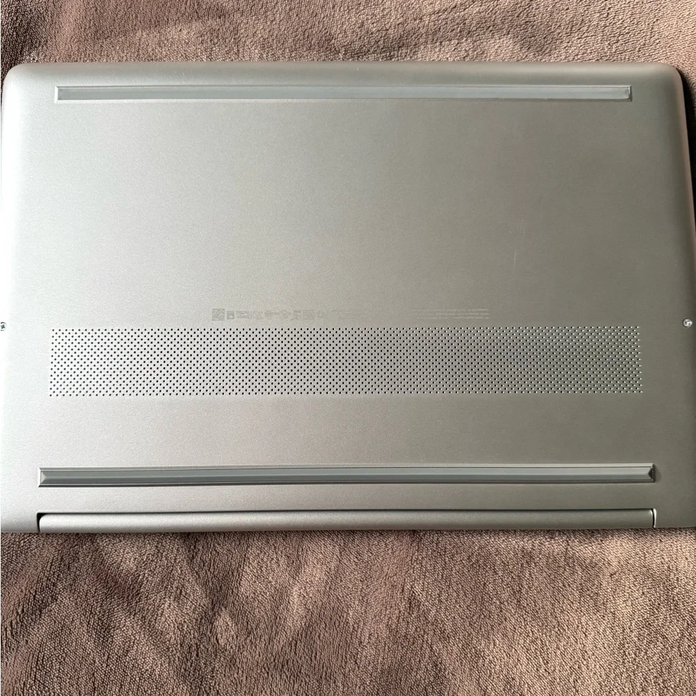 HP Silver Laptop with Sleek Design